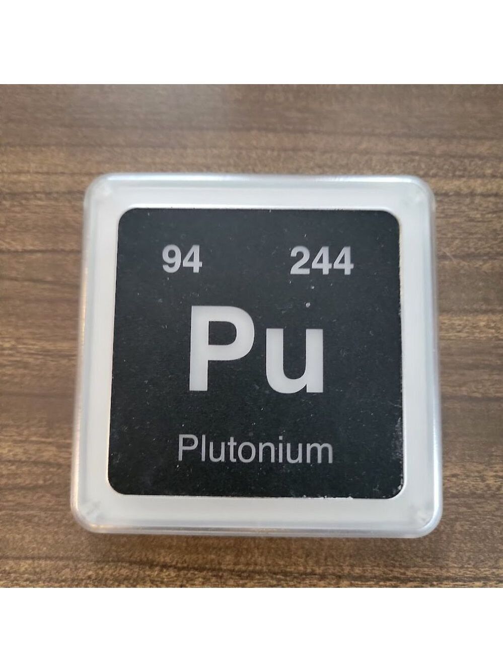 ThinkGeek Radioactive Elements Coaster Set - Radium, Plutonium, Uranium, Thorium - Picture 9 of 11